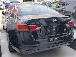 نيسان ألتيما